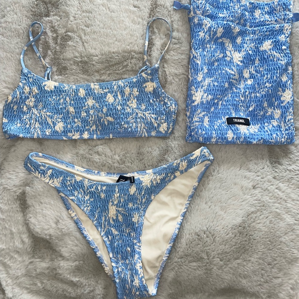 Triangl Bikini